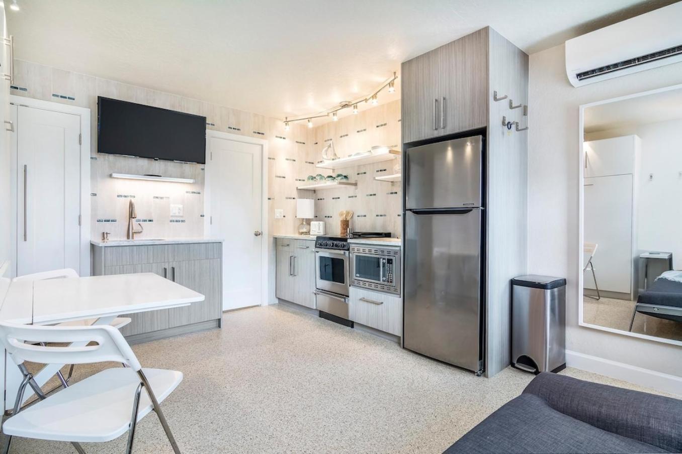Boutique Vacation Rental Complex At Beach 可可比奇 外观 照片