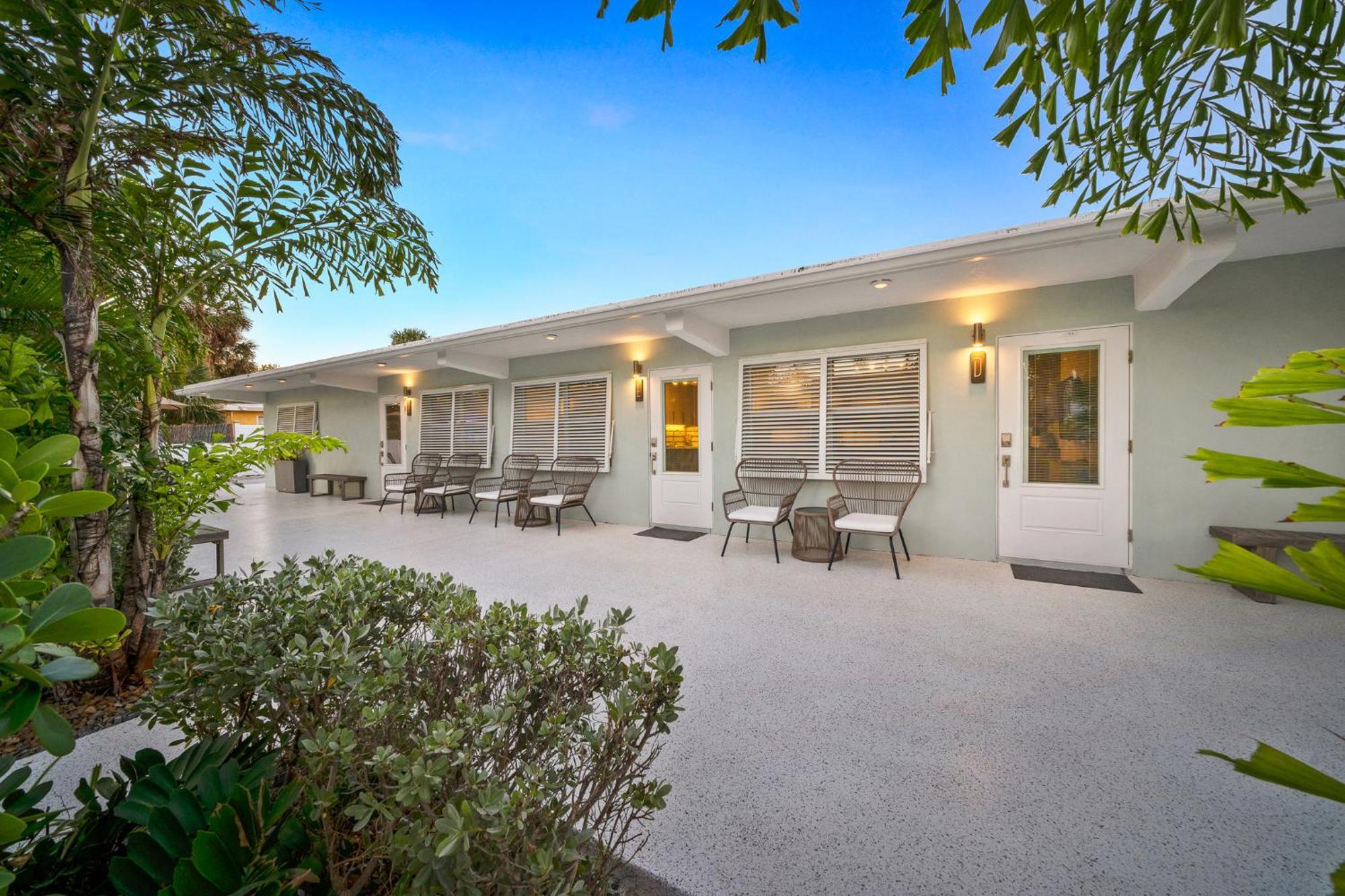 Boutique Vacation Rental Complex At Beach 可可比奇 外观 照片